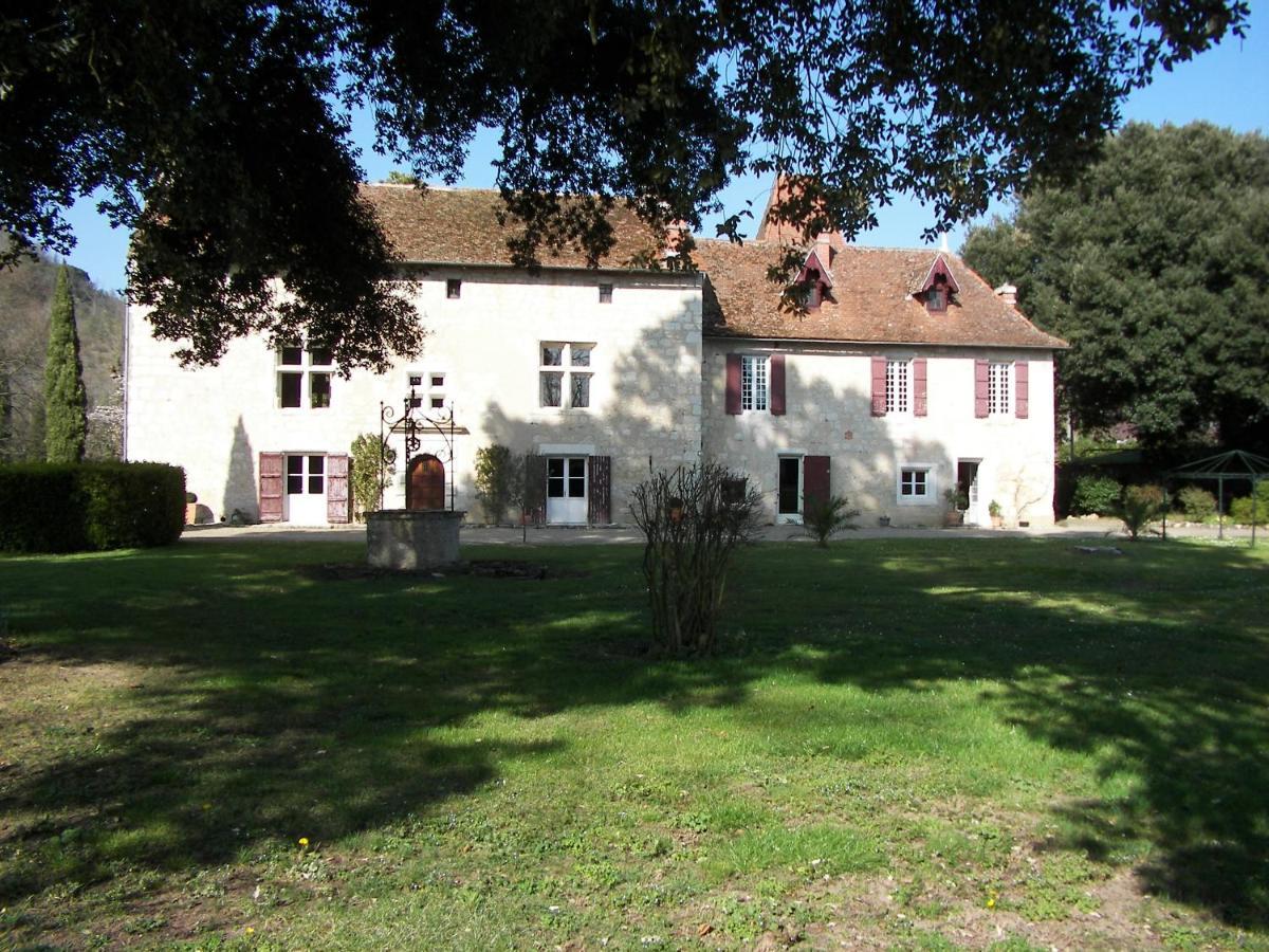 Bed and Breakfast Domaine Du Noble Saint-Jean-de-Thurac Exteriér fotografie
